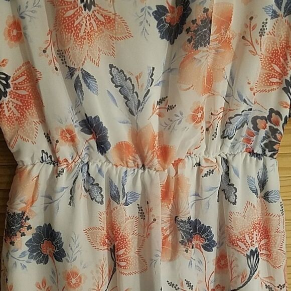 Crystal Sky sz.S pink/blue floral Romper - Picture 3 of 8